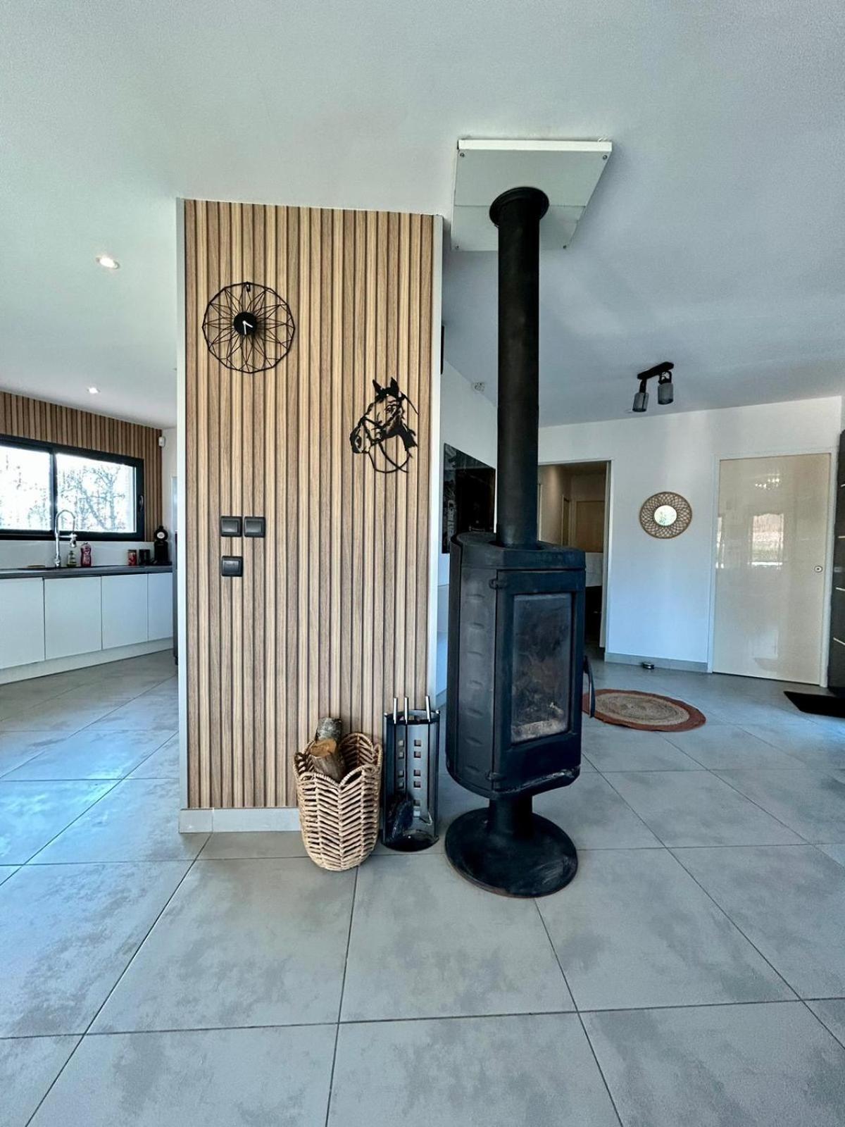 Maison Moderne Au Calme Avec Billard, Jacuzzi, Bain A Remous, Piscine, Babyfoot Villa Labastide-du-Temple