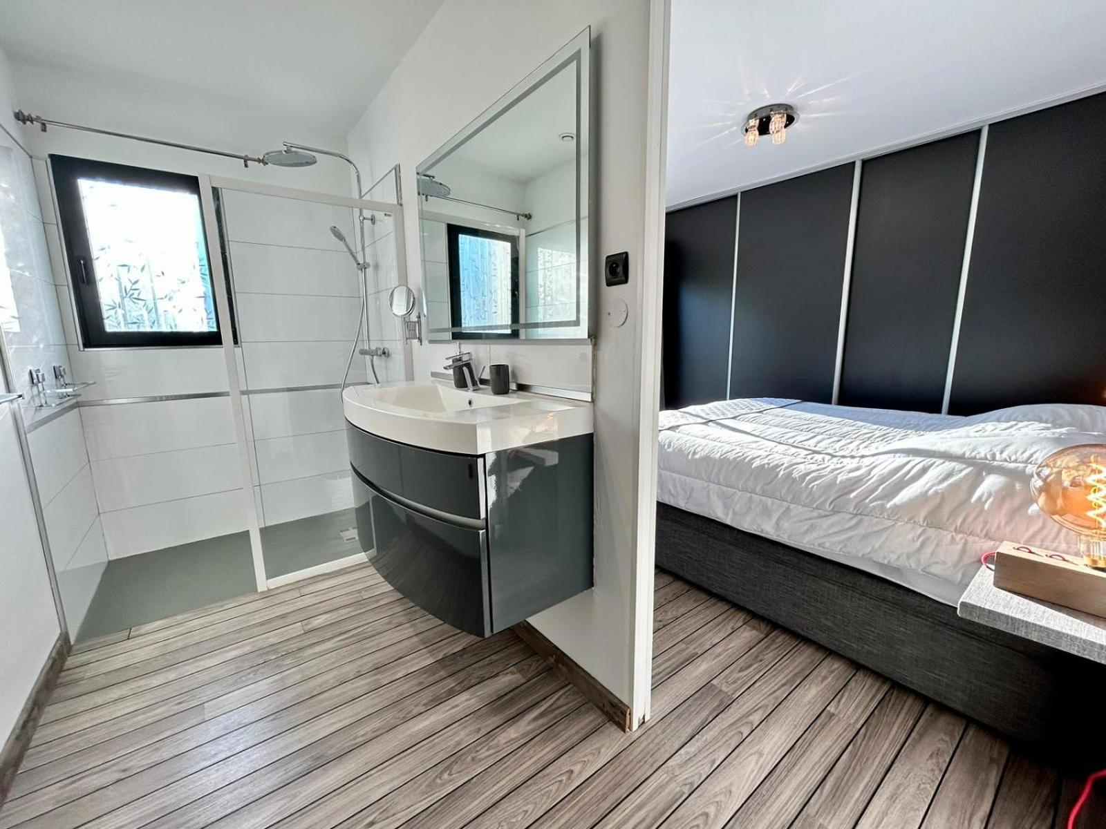 Maison Moderne Au Calme Avec Billard, Jacuzzi, Bain A Remous, Piscine, Babyfoot Labastide-du-Temple